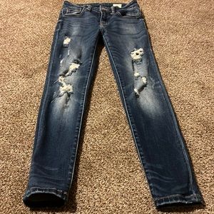 Women’s Size 26 . Distressed Skinny Jean . Bridge By Gly .